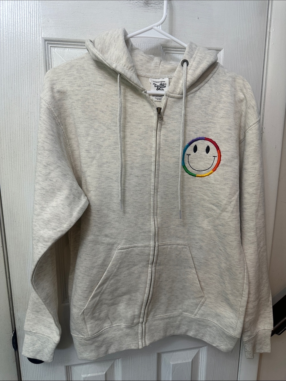 Pacific & Co. Rainbow Embroidered Smiley Full Zip Hooded Sweatshirt, Small